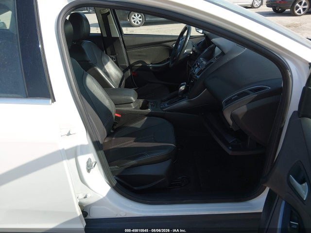 Продажа на аукционе авто 2014 Ford Focus Titanium, vin: 1FADP3J22EL257994, номер лота: 45810545