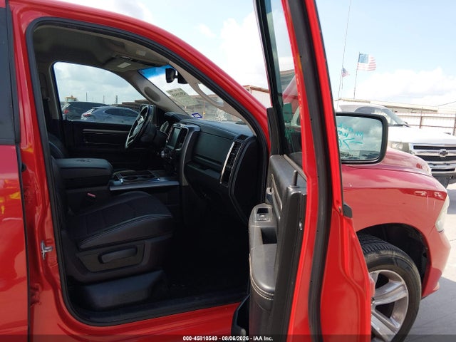 45810549 :رقم المزاد ، 1C6RR7MT1FS642807 vin ، 2015 Ram 1500 Sport مزاد بيع