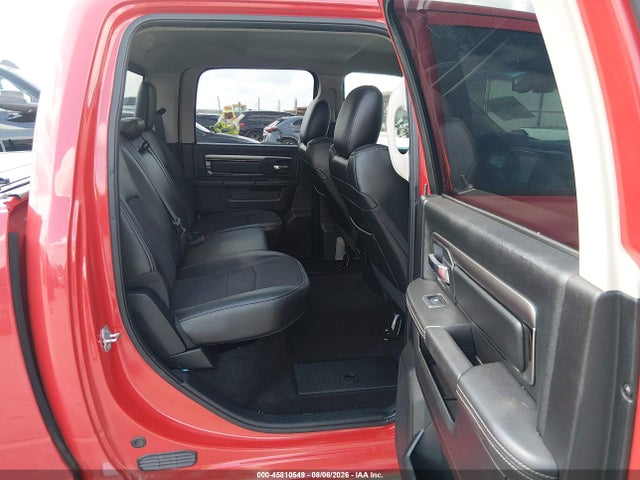 45810549 :رقم المزاد ، 1C6RR7MT1FS642807 vin ، 2015 Ram 1500 Sport مزاد بيع