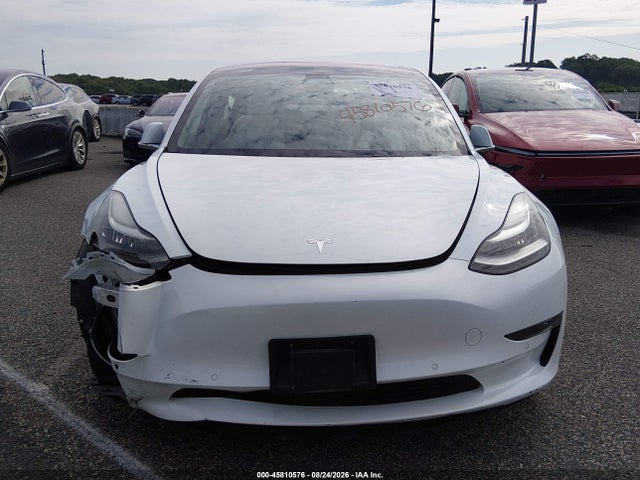 Продаж на аукціоні авто 2018 Tesla Model 3 Long Range/performance, vin: 5YJ3E1EB5JF055951, номер лоту: 45810576