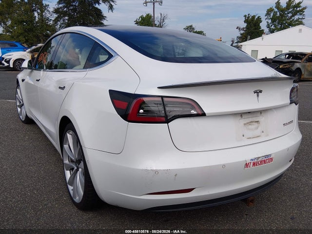 Продаж на аукціоні авто 2018 Tesla Model 3 Long Range/performance, vin: 5YJ3E1EB5JF055951, номер лоту: 45810576