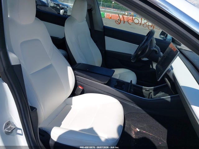 Продаж на аукціоні авто 2018 Tesla Model 3 Long Range/performance, vin: 5YJ3E1EB5JF055951, номер лоту: 45810576