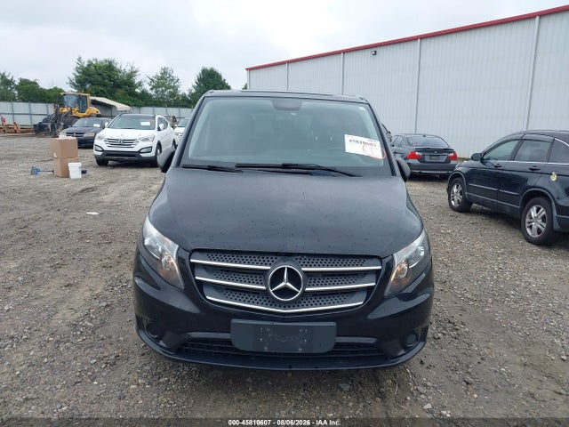 45810607 :رقم المزاد ، WD4PG2EE3J3411912 vin ، 2018 Mercedes-benz Metris مزاد بيع