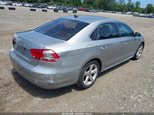 2012 Volkswagen Passat 2.5l Se მანქანა იყიდება აუქციონზე, vin: 1VWBP7A30CC072130, აუქციონის ნომერი: 45810648