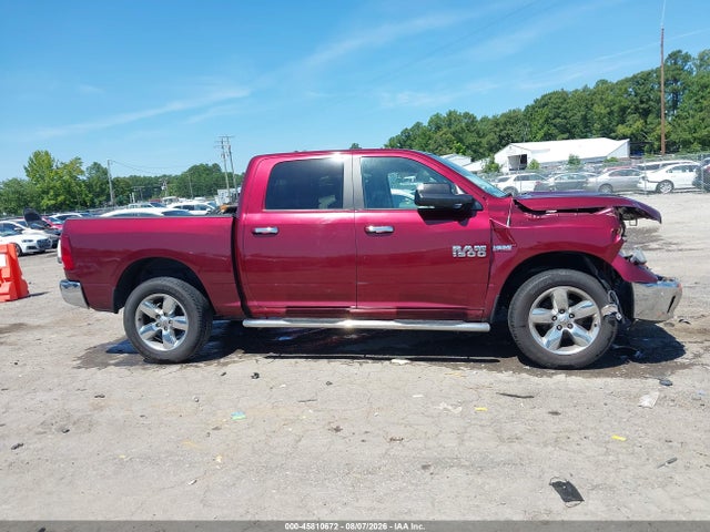 3C6RR7LT3HG524267 RAM 1500 Big Horn 4x4 5&#039;7 Box