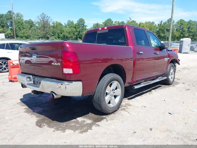 3C6RR7LT3HG524267 RAM 1500 Big Horn 4x4 5&#039;7 Box