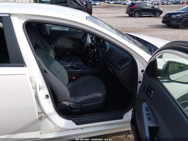 Auction sale of the 2015 Kia Optima Lx, vin: KNAGM4A75F5664227, lot number: 45810697