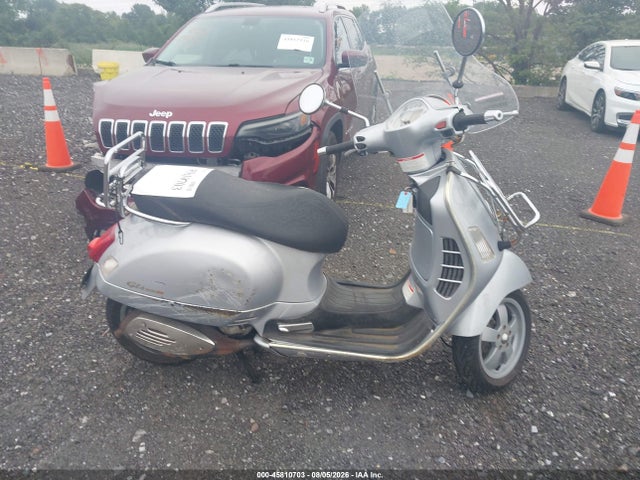 Aukcja sprzedaży 2007 Vespa Gts 250, vin: ZAPM459L575005481, numer aukcji: 45810703