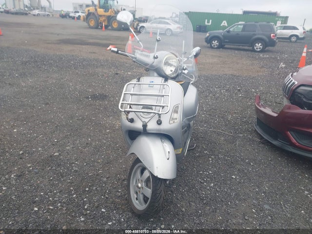 Aukcja sprzedaży 2007 Vespa Gts 250, vin: ZAPM459L575005481, numer aukcji: 45810703