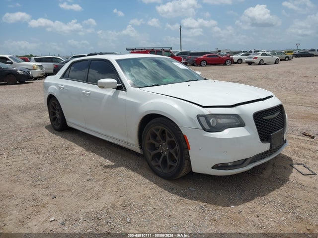2016 Chrysler 300 300s Alloy Edition მანქანა იყიდება აუქციონზე, vin: 2C3CCABG5GH324950, აუქციონის ნომერი: 45810711