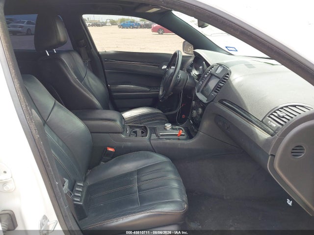 Продажа на аукционе авто 2016 Chrysler 300 300s Alloy Edition, vin: 2C3CCABG5GH324950, номер лота: 45810711