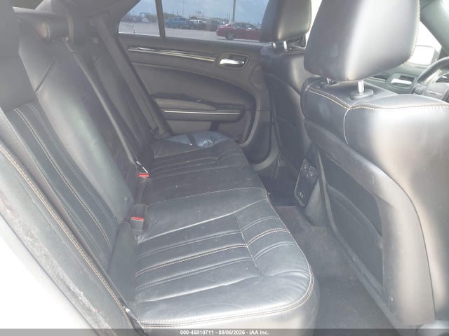 Продажа на аукционе авто 2016 Chrysler 300 300s Alloy Edition, vin: 2C3CCABG5GH324950, номер лота: 45810711