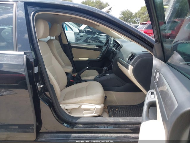 Продажа на аукционе авто 2015 Volkswagen Jetta 1.8t Se, vin: 3VWD07AJ3FM303665, номер лота: 45810741