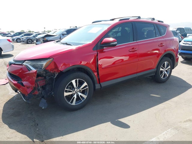 Toyota Rav4 Xle 2017 JTMWFREV7HJ106596 Image 2