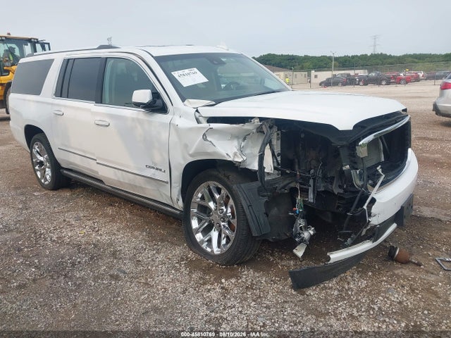 2015 Gmc Yukon Xl 1500 Denali მანქანა იყიდება აუქციონზე, vin: 1GKS2JKJ8FR714983, აუქციონის ნომერი: 45810769