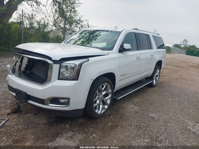 2015 Gmc Yukon Xl 1500 Denali მანქანა იყიდება აუქციონზე, vin: 1GKS2JKJ8FR714983, აუქციონის ნომერი: 45810769