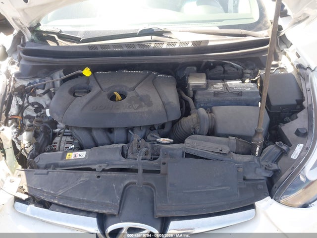 5NPDH4AE0FH593737 Hyundai ELANTRA SE