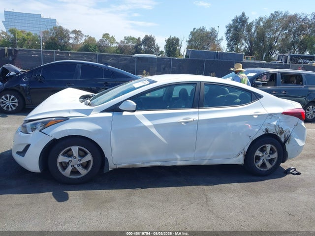 5NPDH4AE0FH593737 Hyundai ELANTRA SE