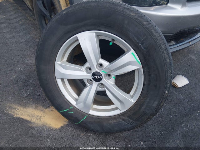 Продажа на аукционе авто 2023 Kia Sorento Lx, vin: 5XYRG4LC0PG185204, номер лота: 45810802