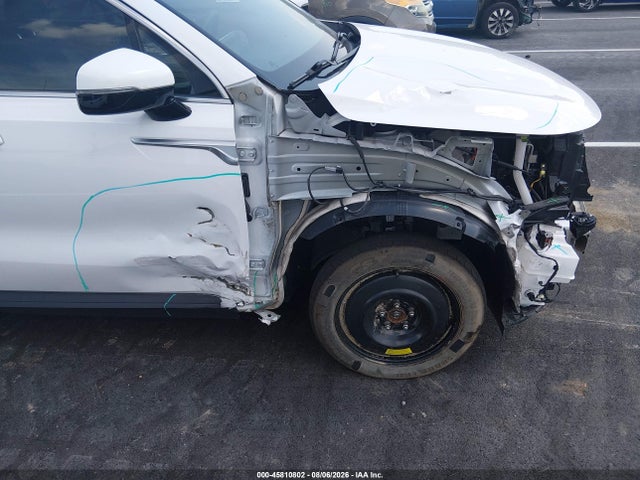Продажа на аукционе авто 2023 Kia Sorento Lx, vin: 5XYRG4LC0PG185204, номер лота: 45810802