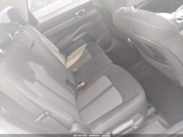 Продажа на аукционе авто 2023 Kia Sorento Lx, vin: 5XYRG4LC0PG185204, номер лота: 45810802