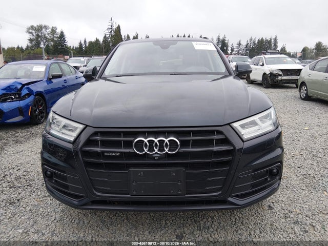 WA1CNAFY8K2063186 Audi Q5 45 Premium