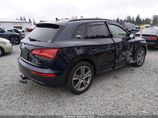 WA1CNAFY8K2063186 Audi Q5 45 Premium