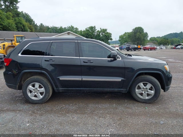 2013 Jeep Grand Cherokee Laredo მანქანა იყიდება აუქციონზე, vin: 1C4RJFAG6DC633495, აუქციონის ნომერი: 45810825