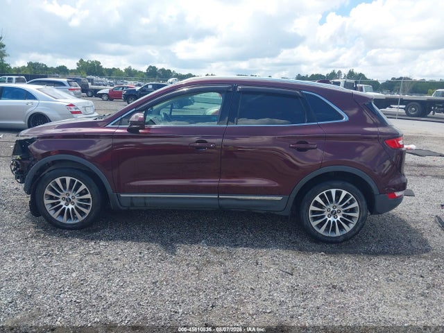 45810835 :رقم المزاد ، 5LMTJ3DHXHUL32908 vin ، 2017 Lincoln Mkc Reserve مزاد بيع