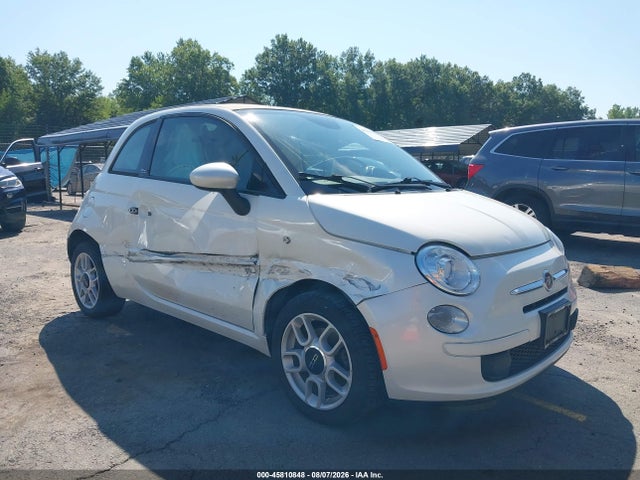 Продаж на аукціоні авто 2015 Fiat 500c Pop, vin: 3C3CFFDR2FT755979, номер лоту: 45810848