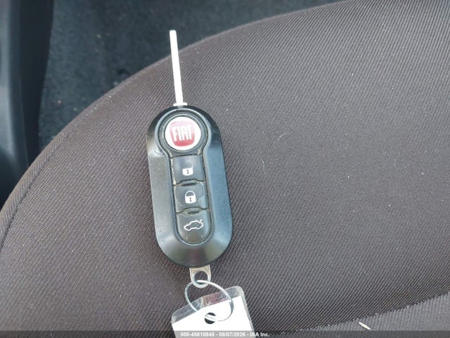 Продаж на аукціоні авто 2015 Fiat 500c Pop, vin: 3C3CFFDR2FT755979, номер лоту: 45810848
