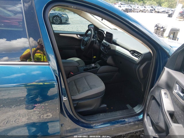 Продаж на аукціоні авто 2020 Ford Escape Se, vin: 1FMCU9G61LUC25584, номер лоту: 45810902