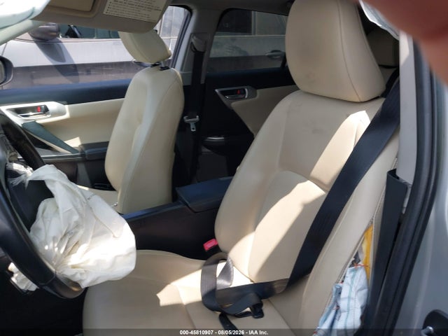 45810907 :رقم المزاد ، JTHKD5BH9C2105639 vin ، 2012 Lexus Ct 200h Premium مزاد بيع