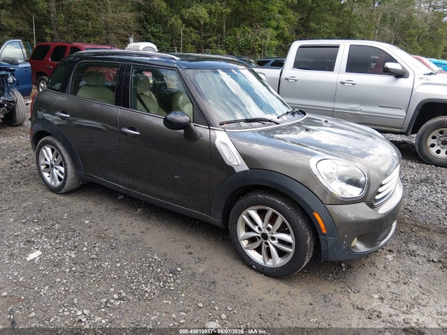 45810957 :رقم المزاد ، WMWZB3C54BWM01333 vin ، 2011 Mini Cooper Countryman مزاد بيع