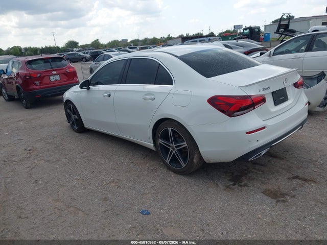 Продажа на аукционе авто 2020 Mercedes-benz A 220, vin: W1K3G4EB9LJ232028, номер лота: 45810962