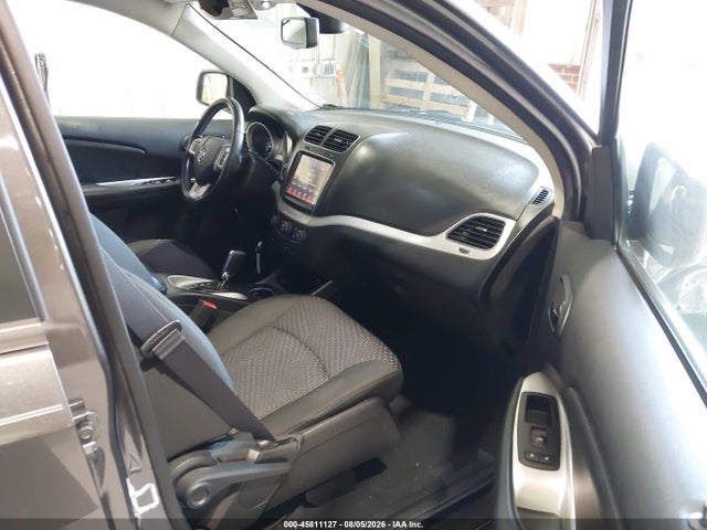 45811127 :رقم المزاد ، 3C4PDCBB4KT875140 vin ، 2019 Dodge Journey Se مزاد بيع