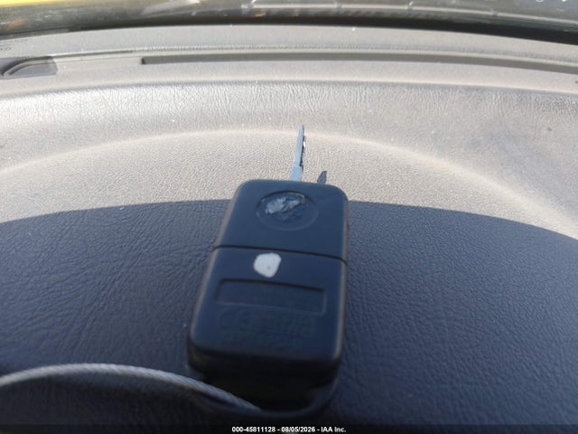 45811128 :رقم المزاد ، WDBKK65F51F191639 vin ، 2001 Mercedes-benz Slk 320 مزاد بيع