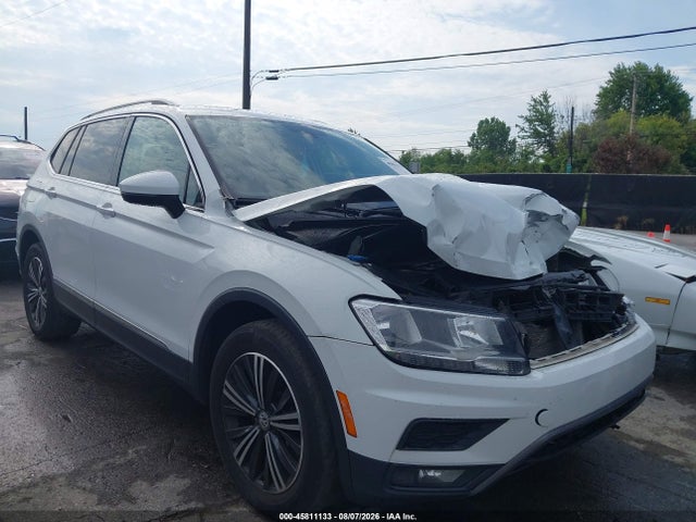 2018 Volkswagen Tiguan 2.0t Se/2.0t Sel მანქანა იყიდება აუქციონზე, vin: 3VV2B7AX9JM073973, აუქციონის ნომერი: 45811133
