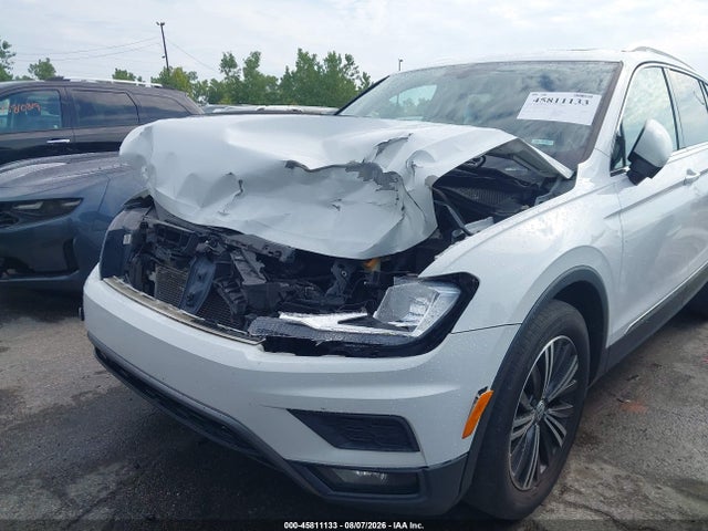 45811133 :رقم المزاد ، 3VV2B7AX9JM073973 vin ، 2018 Volkswagen Tiguan 2.0t Se/2.0t Sel مزاد بيع