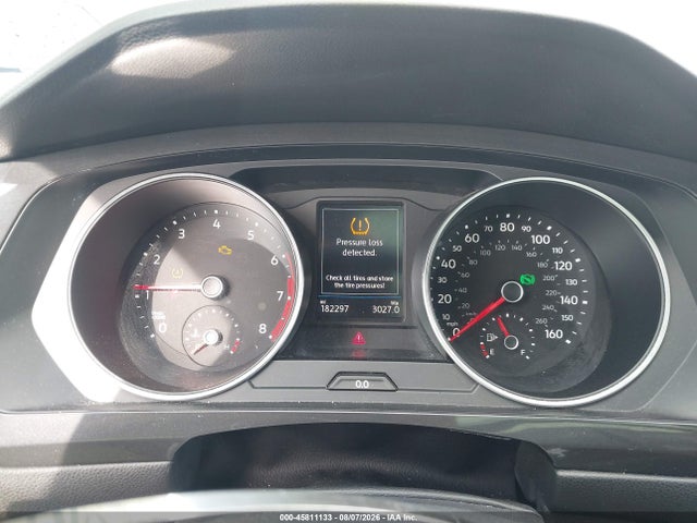 45811133 :رقم المزاد ، 3VV2B7AX9JM073973 vin ، 2018 Volkswagen Tiguan 2.0t Se/2.0t Sel مزاد بيع