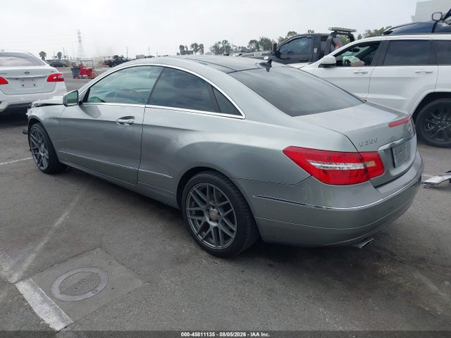 Продажа на аукционе авто 2010 Mercedes-benz E 350, vin: WDDKJ5GB2AF037419, номер лота: 45811135