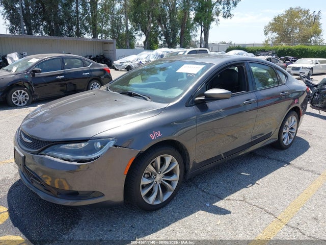 Chrysler 200 S 2015 1C3CCCBB5FN746397 Image 2