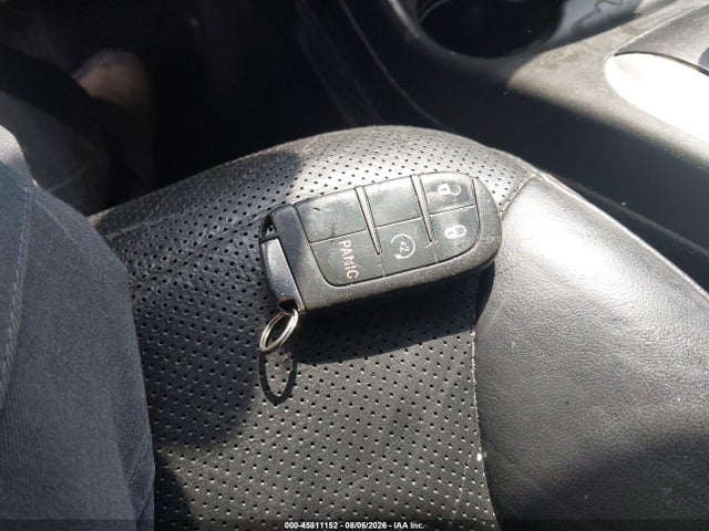 45811152 :رقم المزاد ، 3C4PDCEG5FT632708 vin ، 2015 Dodge Journey R/t مزاد بيع