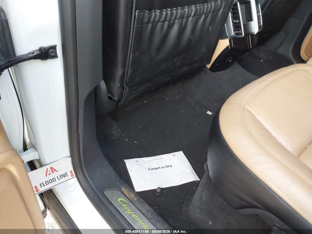 45811156 :رقم المزاد ، WP1AE2A24HLA75505 vin ، 2017 Porsche Cayenne E-hybrid S Platinum Edition مزاد بيع
