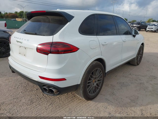 45811156 :رقم المزاد ، WP1AE2A24HLA75505 vin ، 2017 Porsche Cayenne E-hybrid S Platinum Edition مزاد بيع