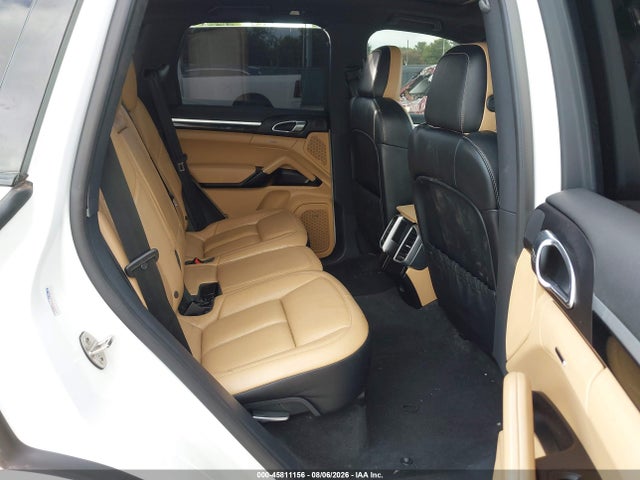 45811156 :رقم المزاد ، WP1AE2A24HLA75505 vin ، 2017 Porsche Cayenne E-hybrid S Platinum Edition مزاد بيع