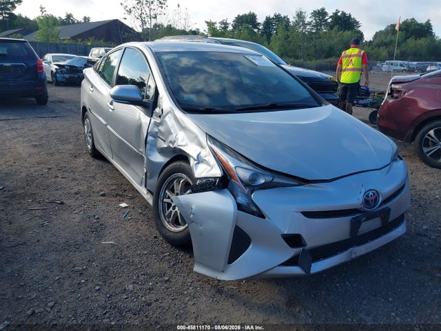 Toyota Prius Two 2017 JTDKBRFU6H3035945 Image 6