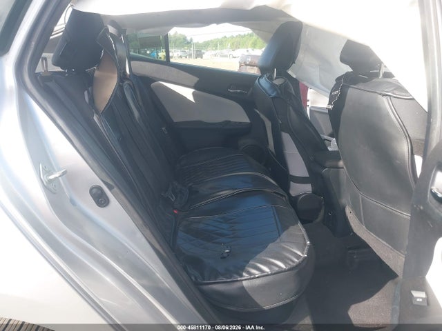 Toyota Prius Two 2017 JTDKBRFU6H3035945 Image 8