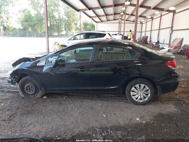 19XFB2F53FE004529 Honda Civic Lx