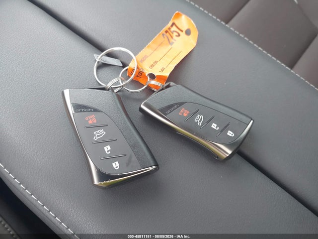 45811181 :رقم المزاد ، 5TDAAAB60TS086436 vin ، 2026 Lexus Tx 350 Premium مزاد بيع